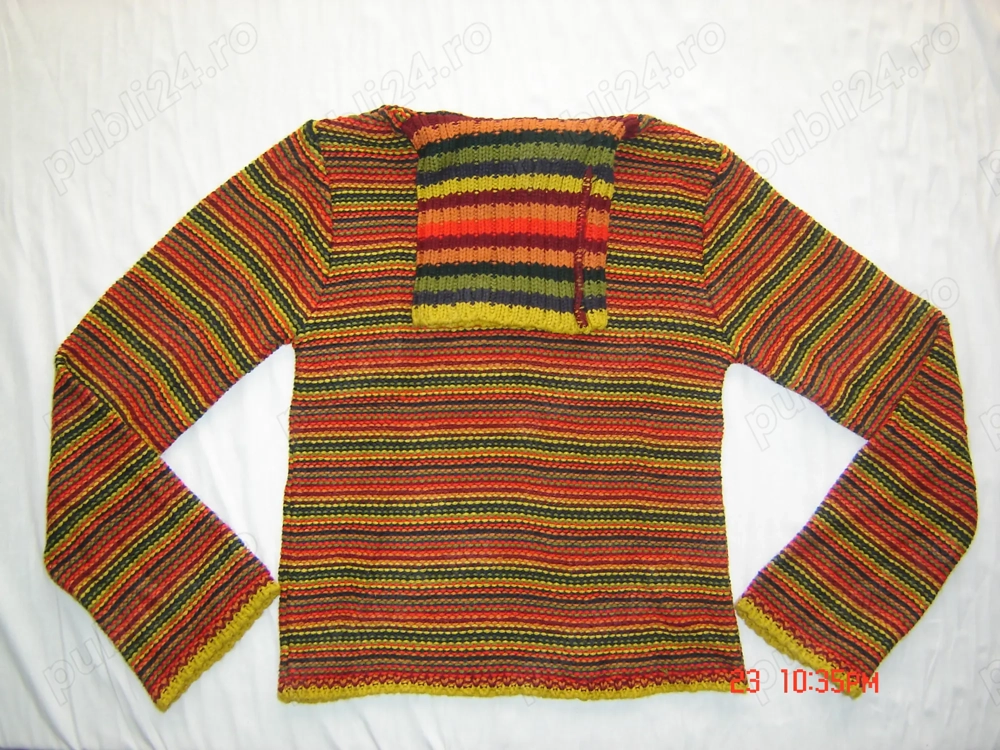 De vânzare tricotaje: pulovere, jersee, veste, rochii diferite modele și culori.