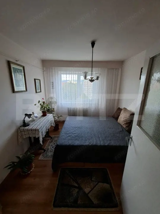  De vânzare – apartament spațios cu 3 camere, ideal pentru familie!