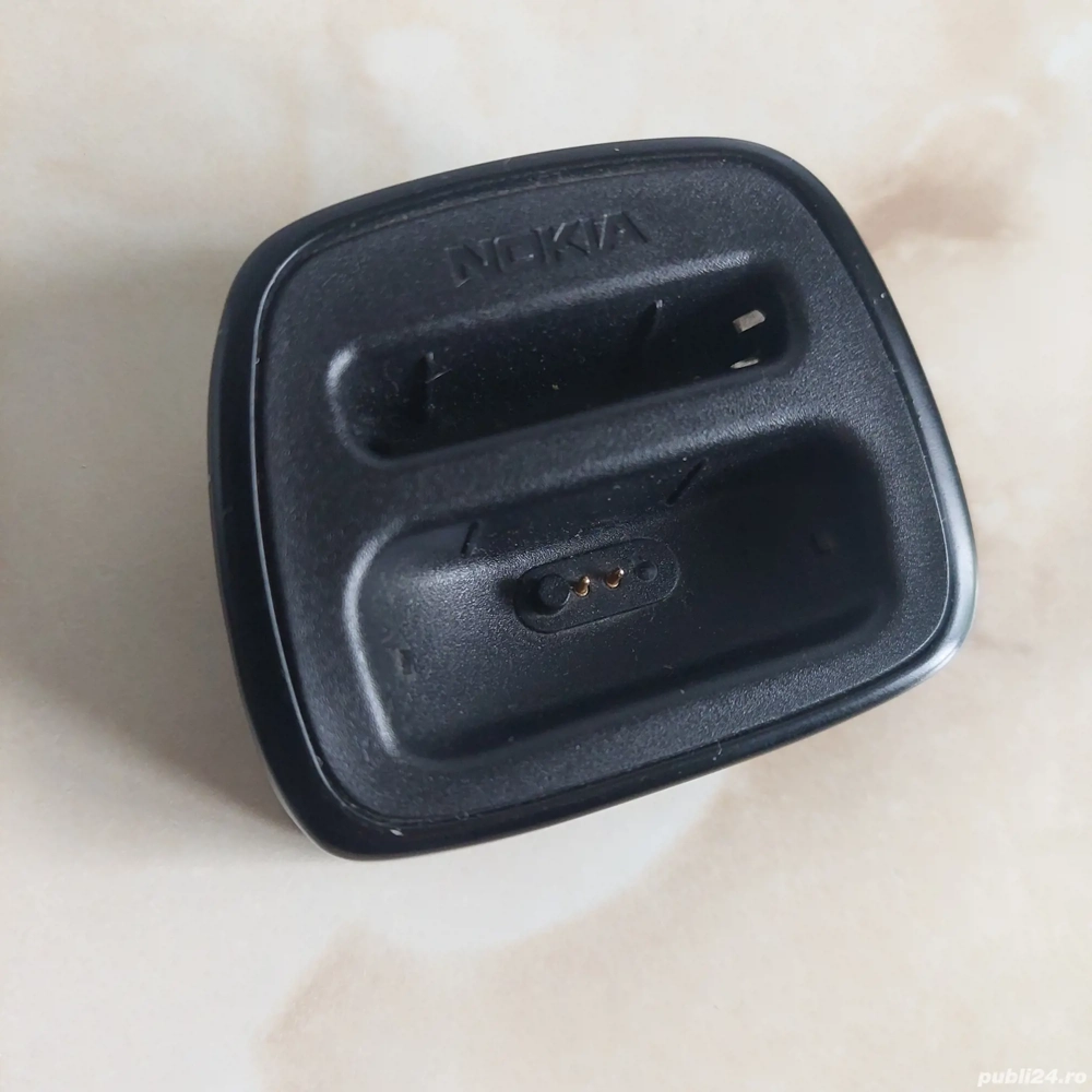 Vând stand de încărcare NOKIA (dock station) model DT-8 pentru 8800 [poze reale]