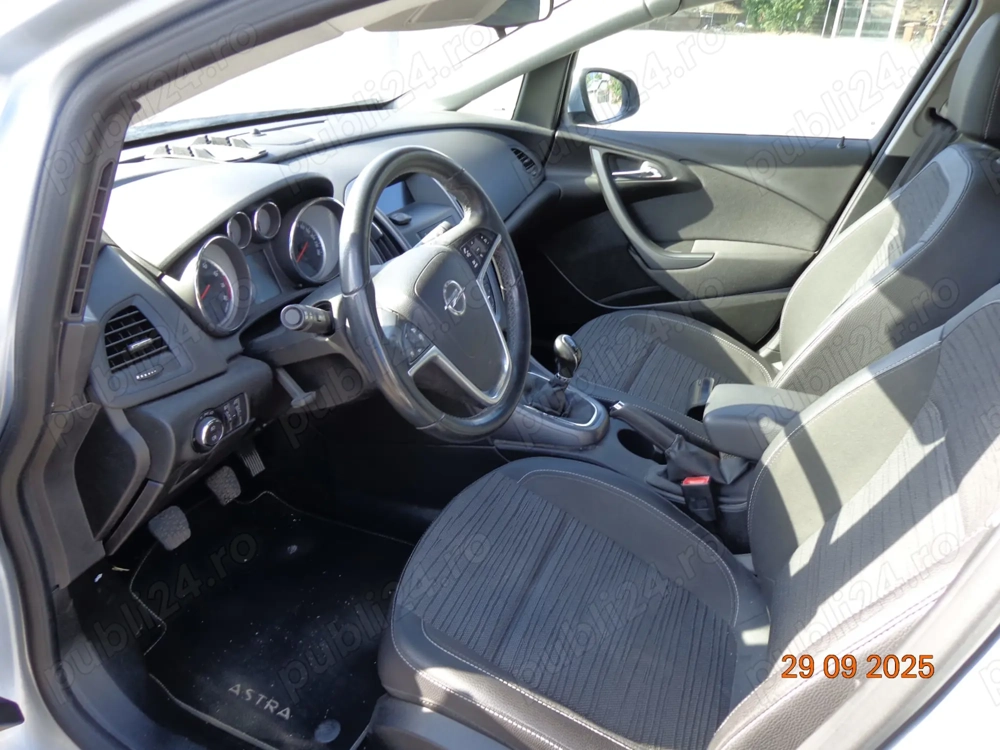 Opel Astra sedan2017, ocazie ce nu trebuie ratată.