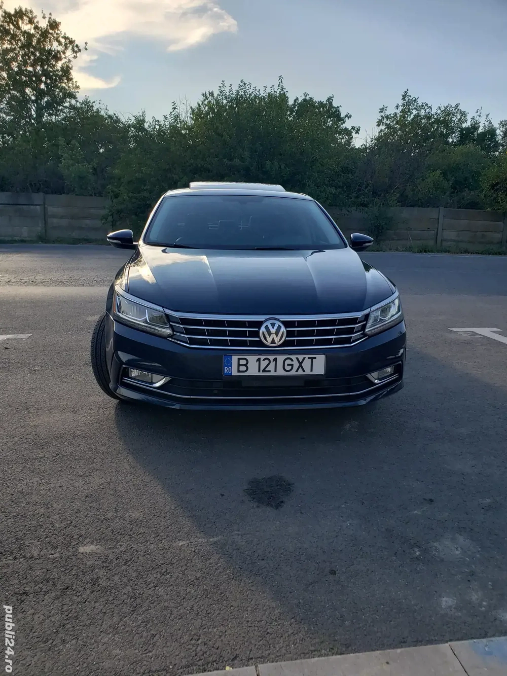 Vând VW PASSAT model B8 TSI 2.0  An de fabricatie 20 18 