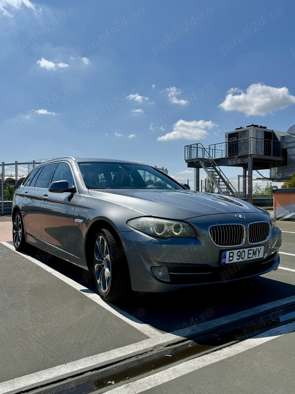 BMW Seria 5   525   F11 xDrive