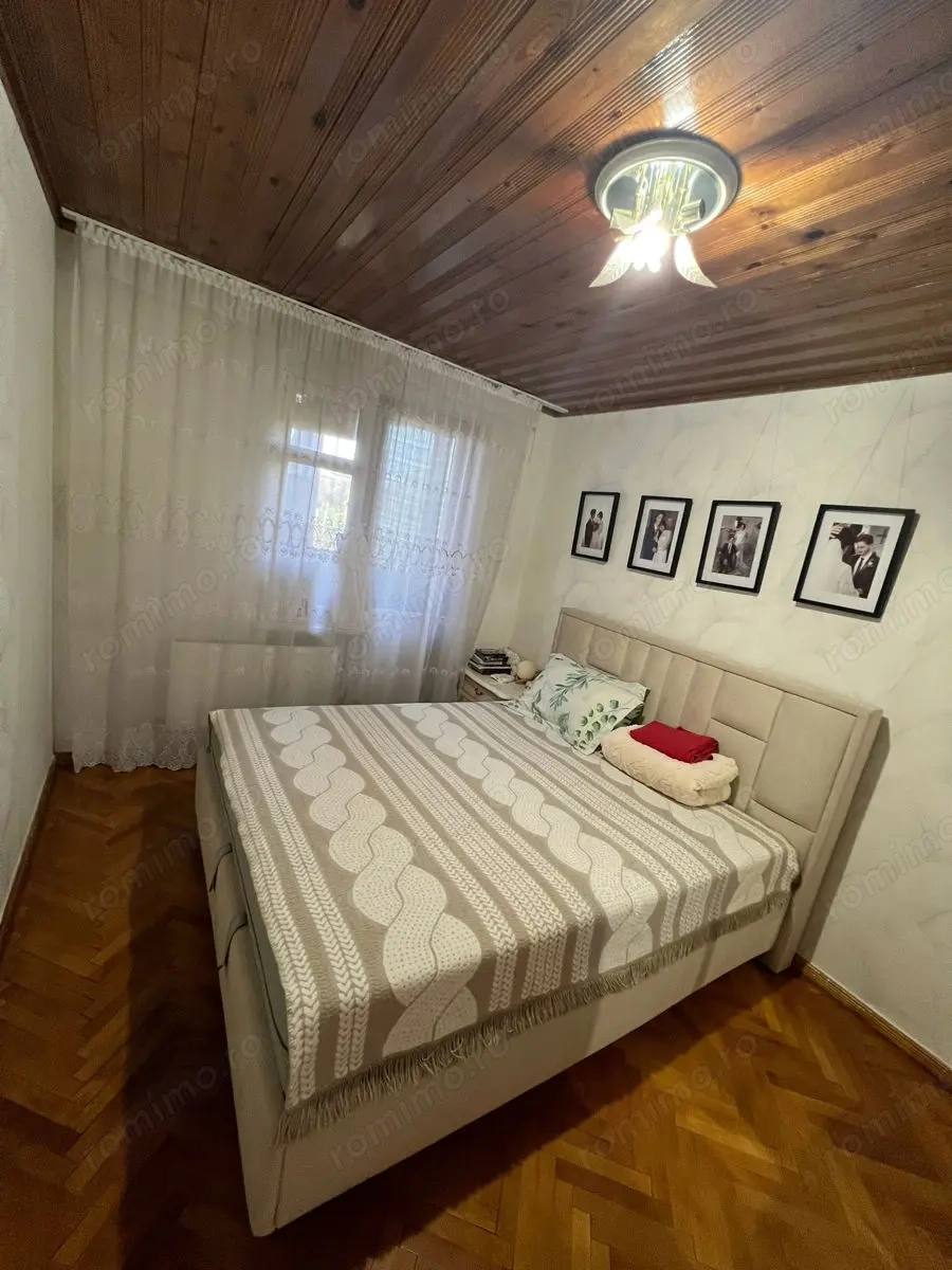 de vanzare apartament cu doua camere in zona Complex Studentesc