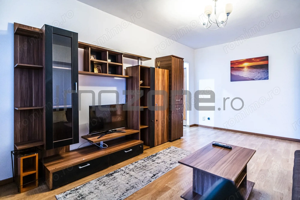 Apartament deosebit, piata Veteranilor, bloc stradal, reabilitat, bucatarie 10mp