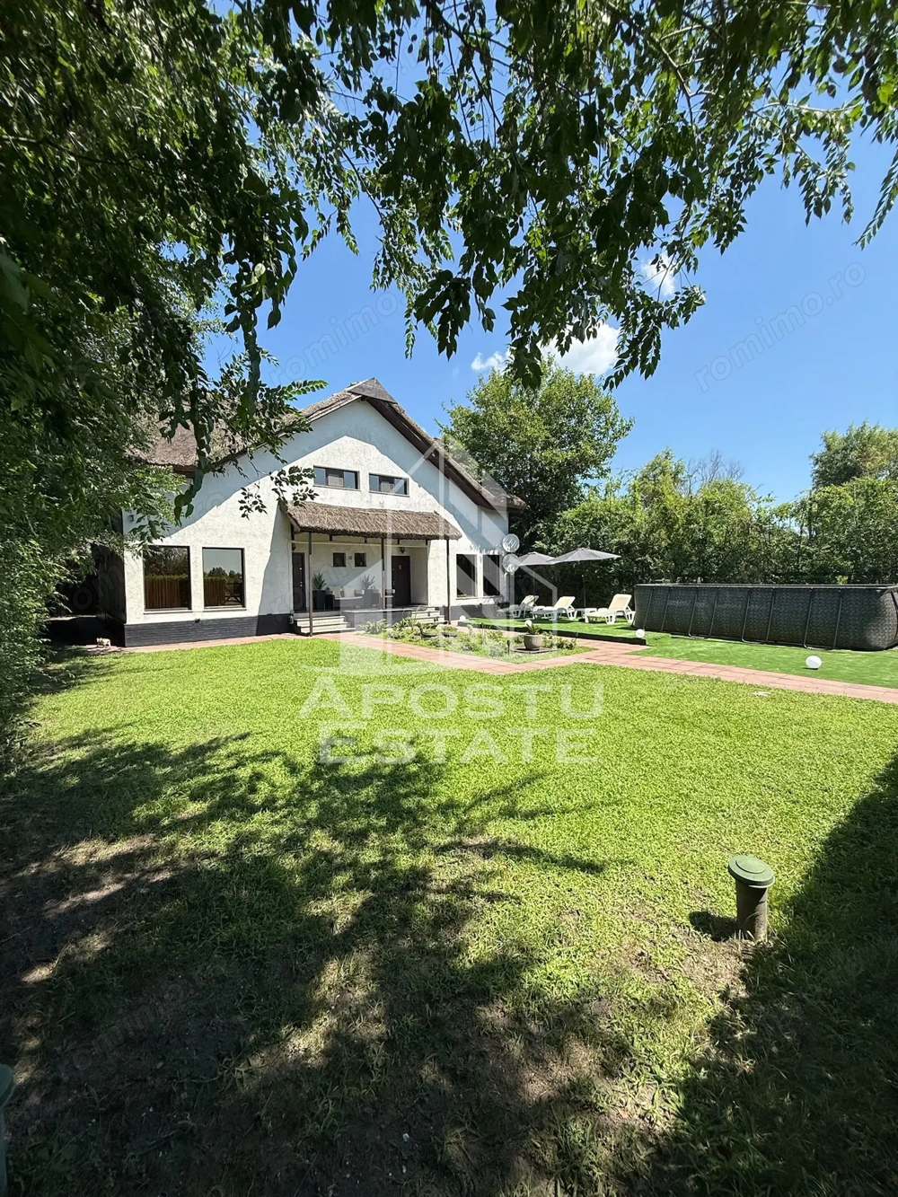 Pensiune amenajata 10 camere, 10 bai, 2 bucatarii, in Delta Dunarii