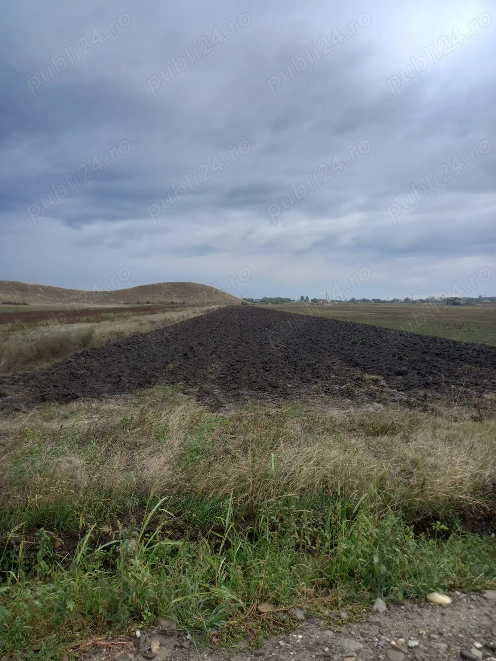 Teren intravilan Maracineni