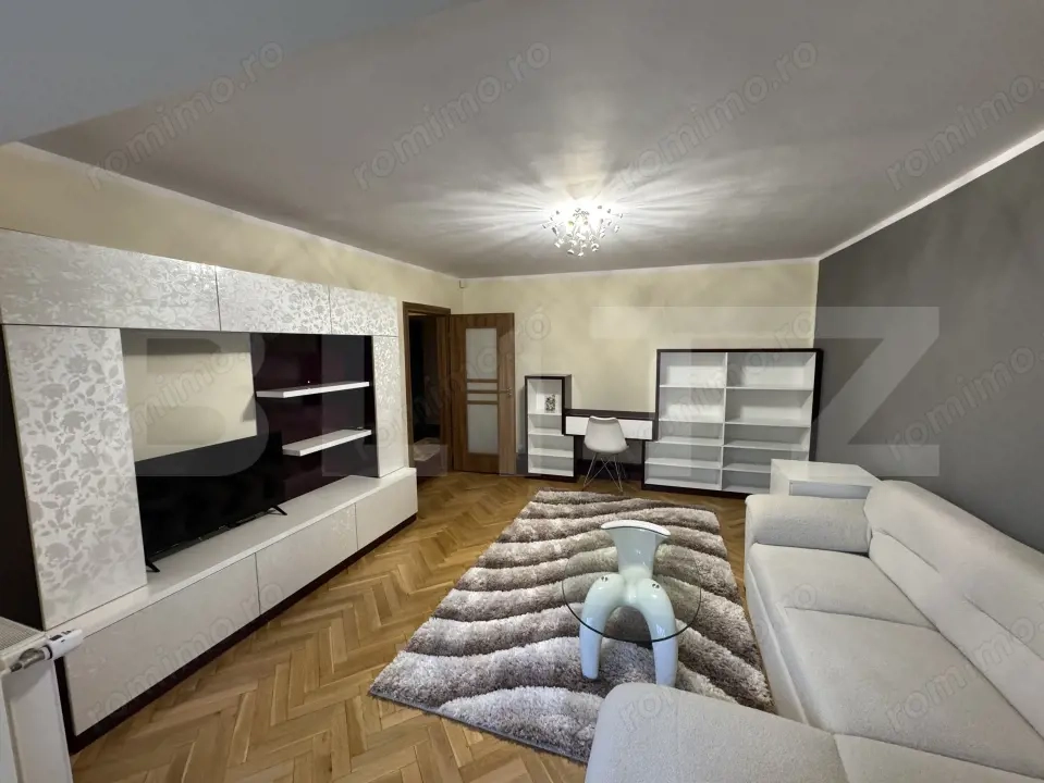 Apartament 3 camere, modern, decomandat, garaj, zona Zorilor