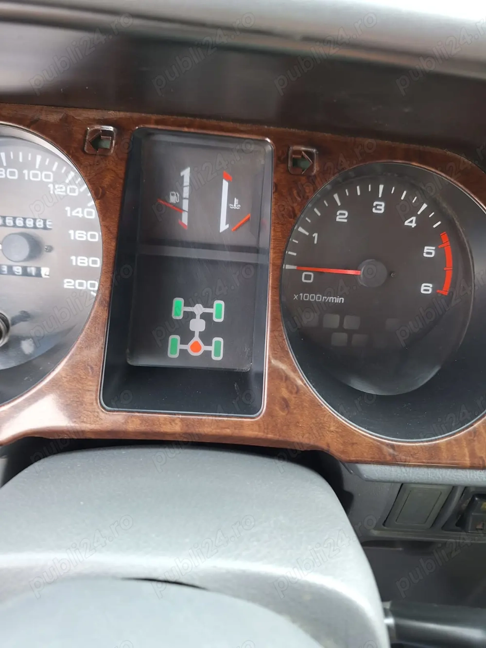 Vand Mitsubishi Pajero mk2 