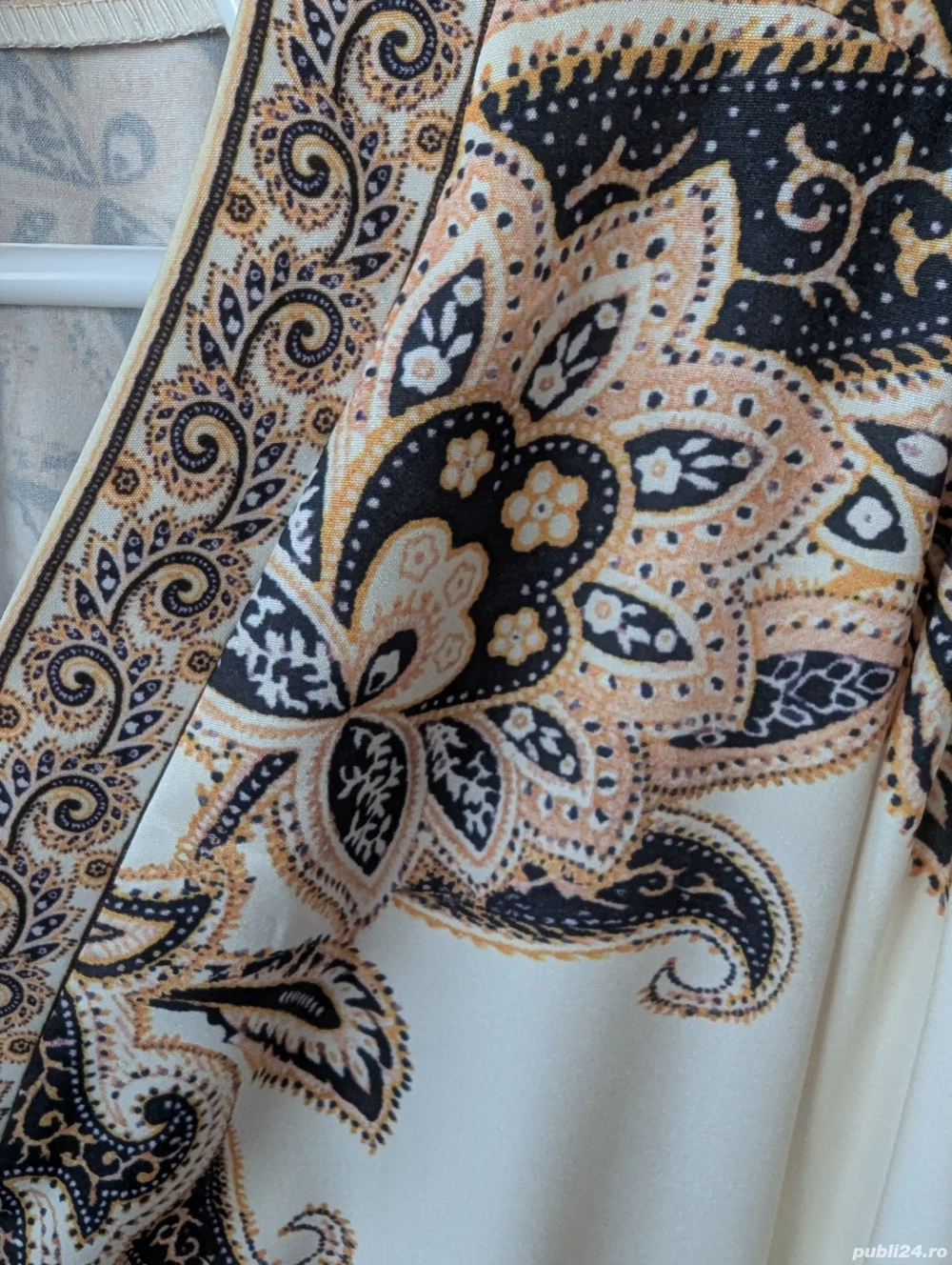 Rochie superbă, nouă 