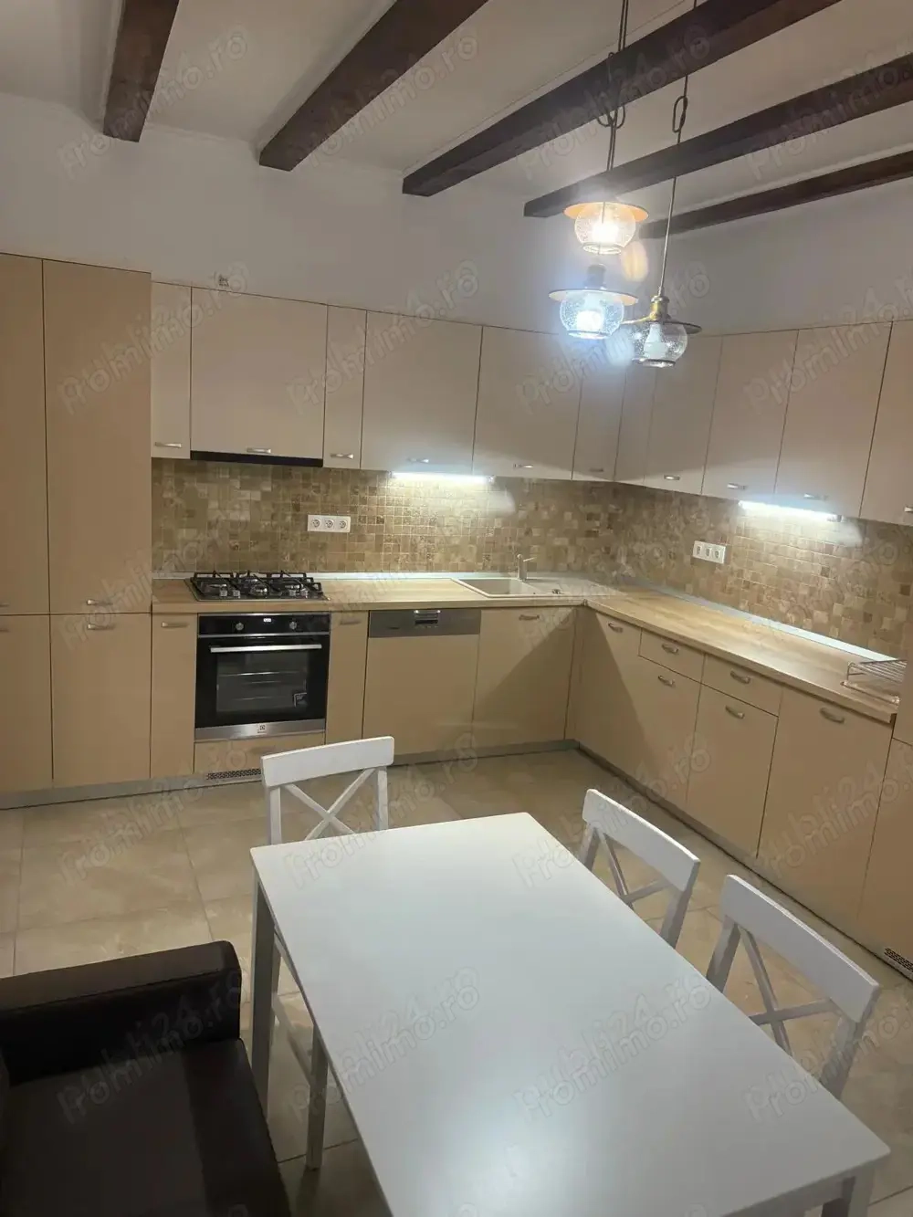 Penthouse de lux in zona Braytim, 4 camere, mobilat si utilat,terasa 40mp