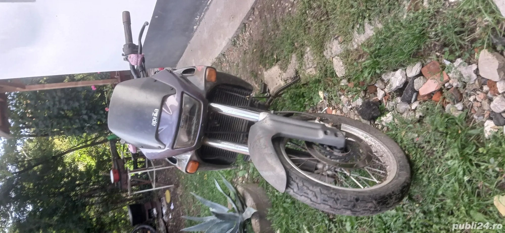 vand sau dezmembrez aprilia pegaso 650 1996  vand sau dezmembrez aprilia pegaso 650 1996
