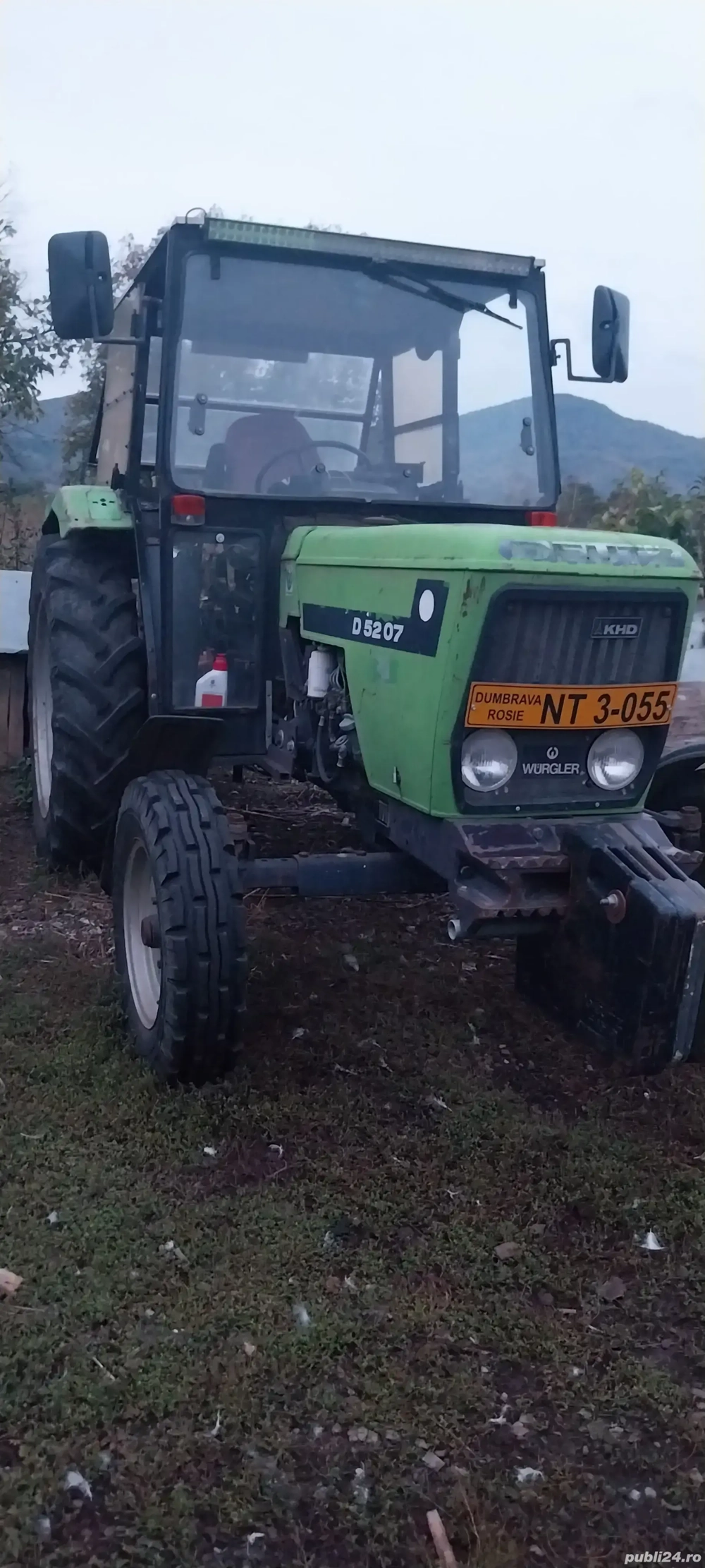 Vând tot ce se vede