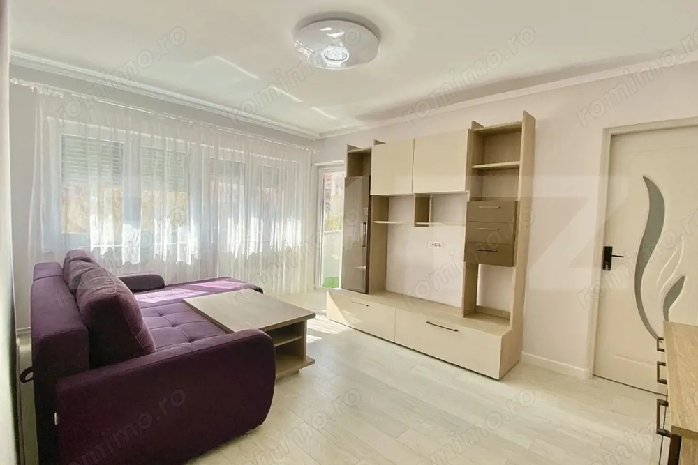 Apartament ultracentral de vânzare , 2 camere -renovat complet 