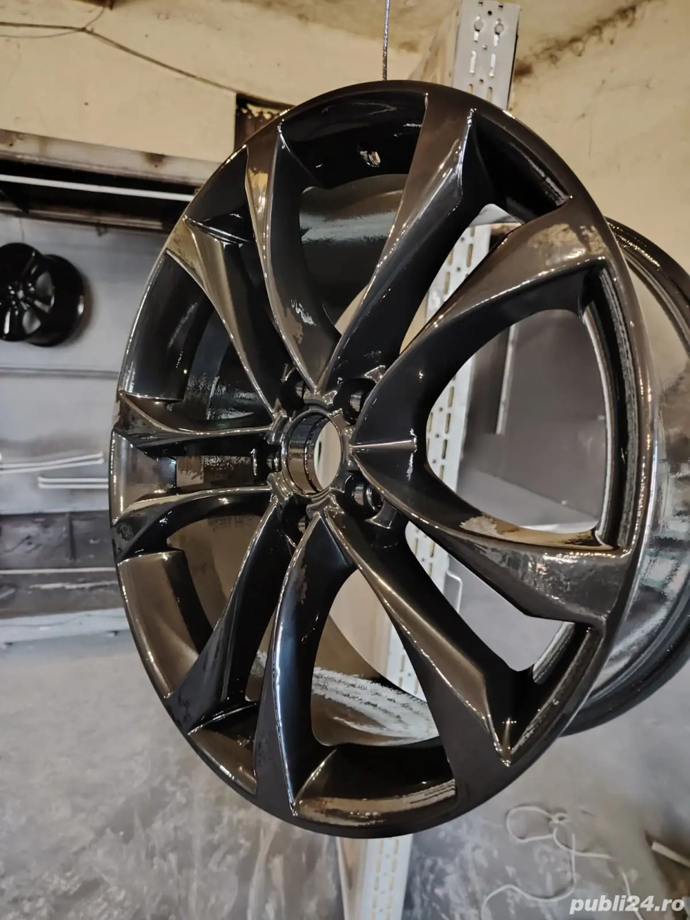 Vopsire electrostatica jante