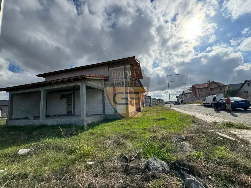 Casa 4 camere, P+M , Valul lui Traian, la gri teren 337 mp, garaj Casa 4 camere, P+M , Valul lui Traian, la gri teren 337 mp, garaj