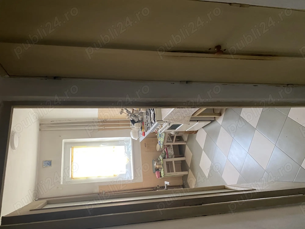 Vând apartament în bloc de caramida