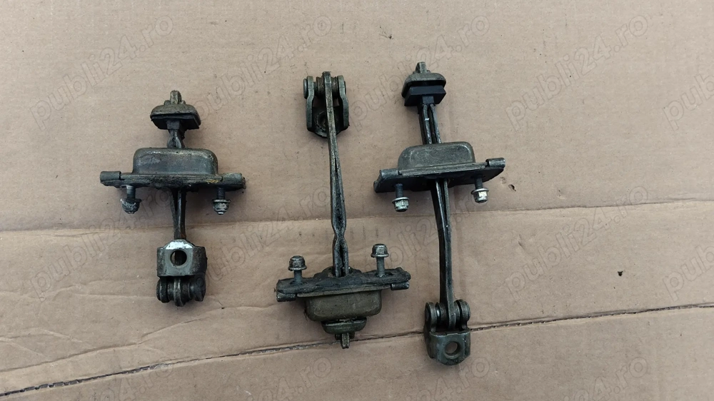 Opritor usa fata -spate Ford Focus 1998-2004