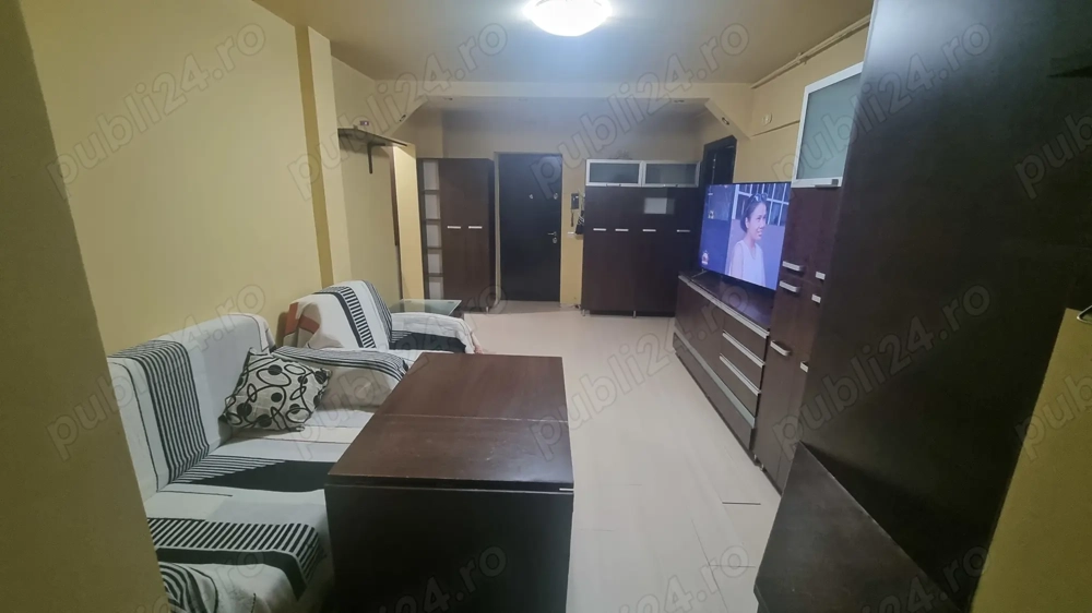 Direct proprietar, ap. 2cam-central, parcare+boxă, blvd. Mircea Vodă