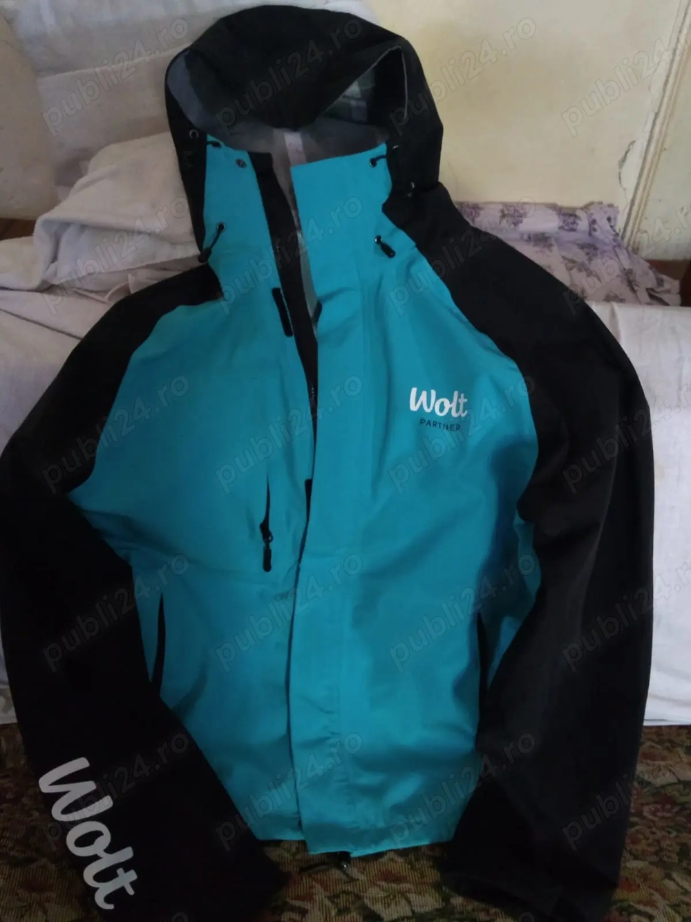 Echipament Livrator Wolt - NOU!