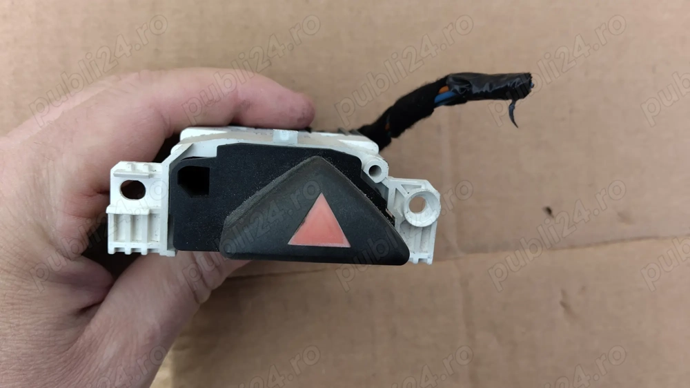 Buton avarie FORD FOCUS 1998-2004 mk1