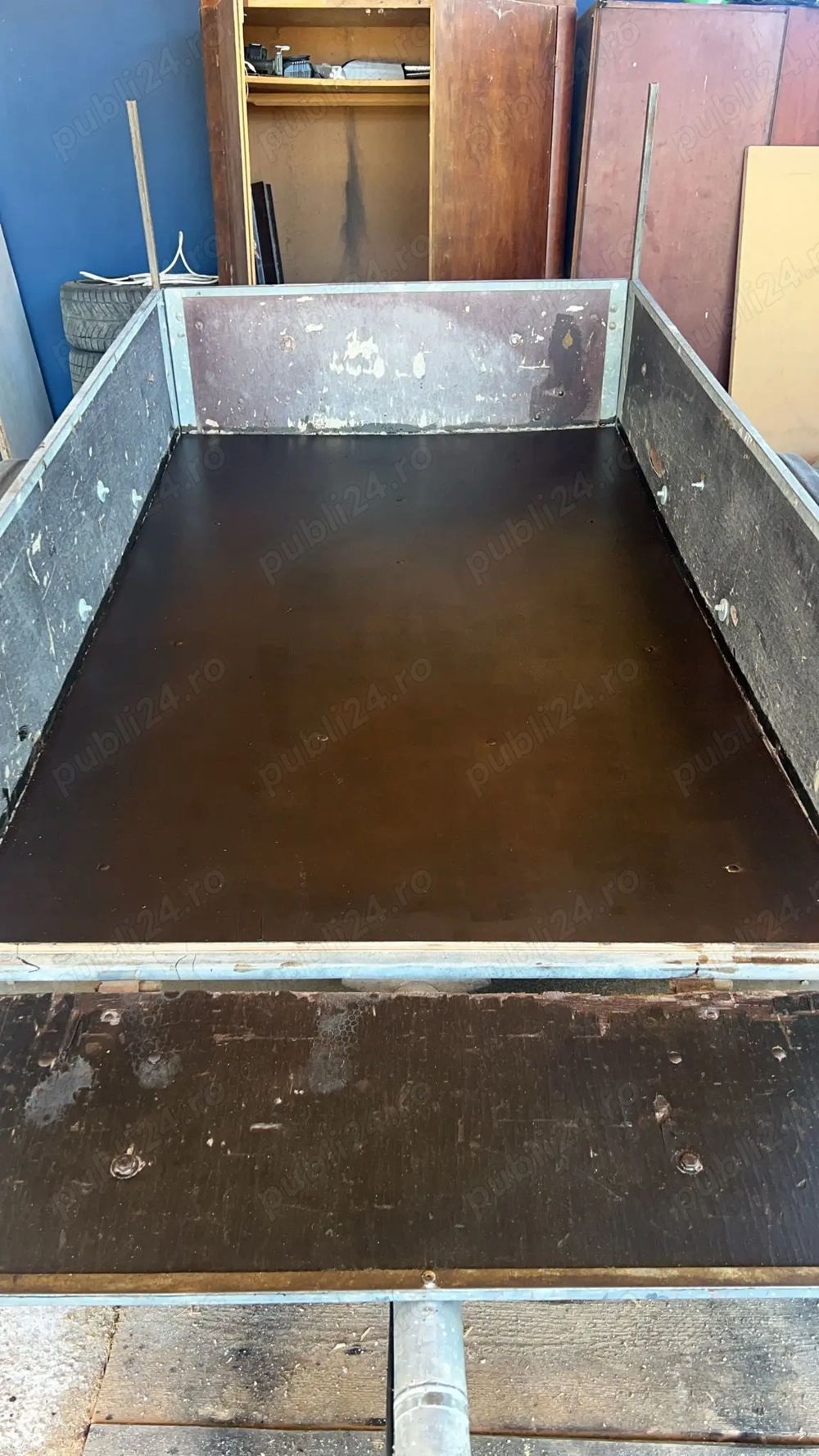 Remorca cu sistem de franare 1200 kg