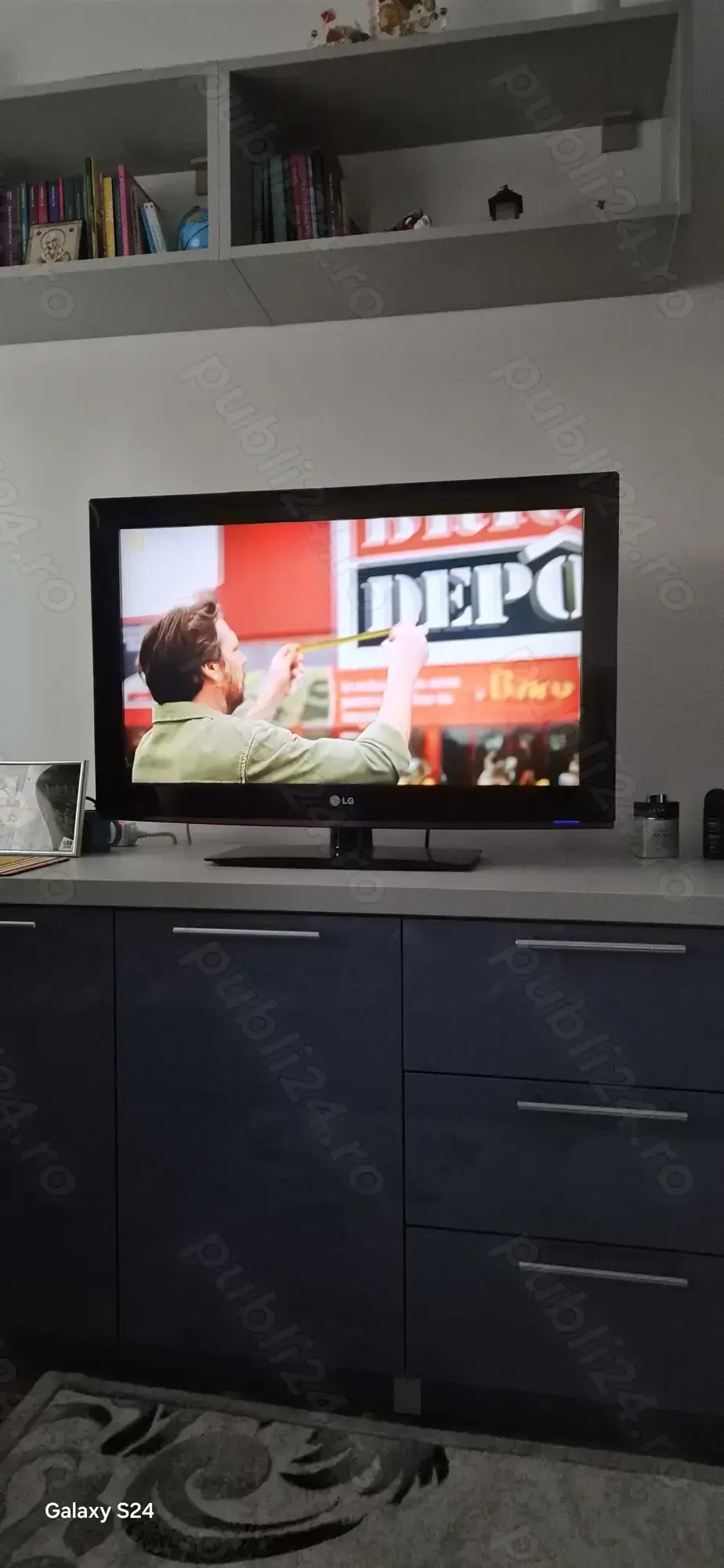 Televizor LG diagonala de 80cm