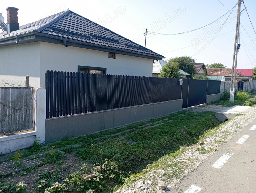 Vând urgent casă în com Cezieni jud Olt 