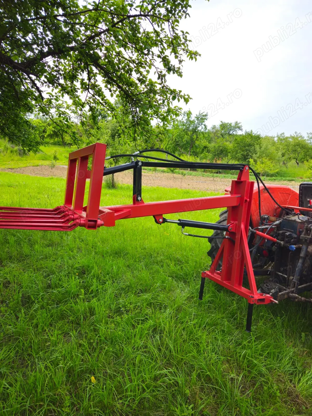 Incarcator (gunoi baloti)