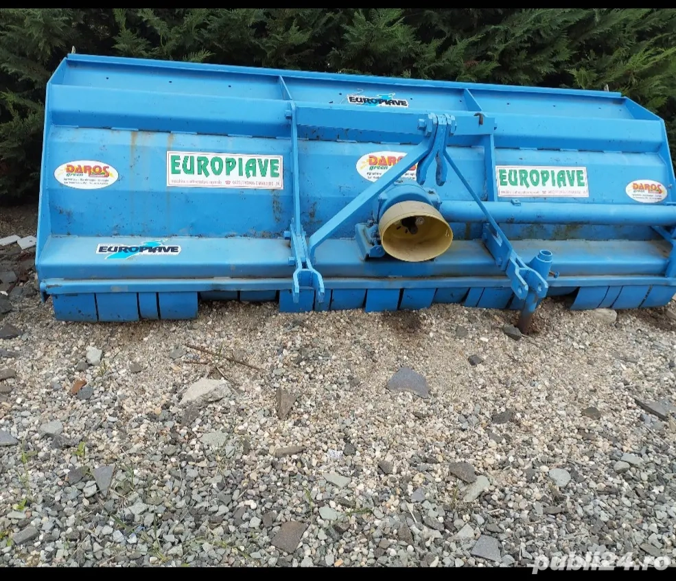 Vând tocatori pentru resturi vegetale