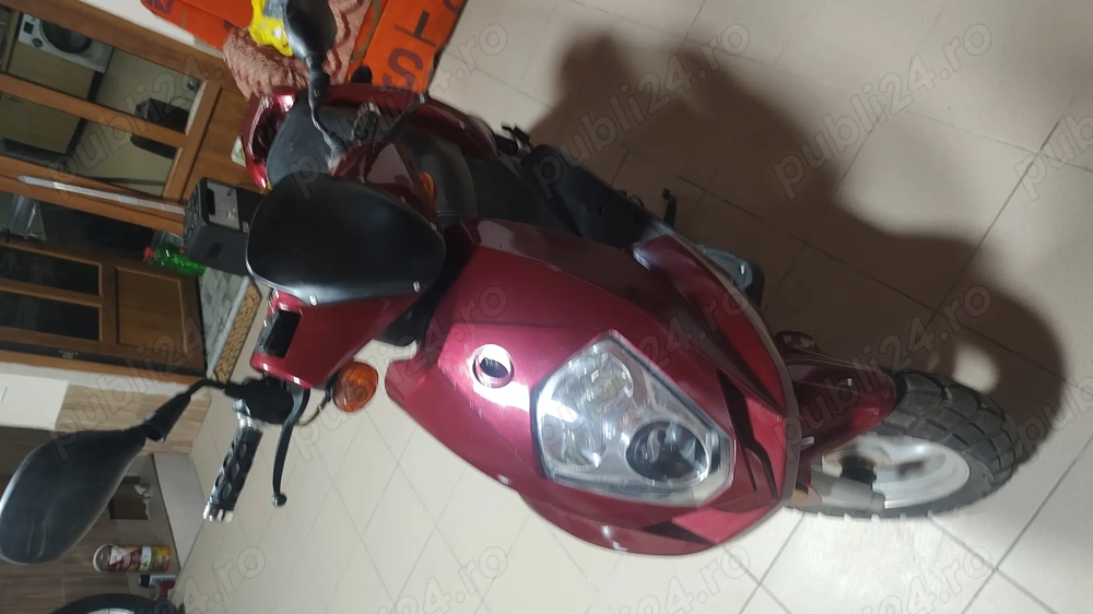 Vând Scuter 50cc Vând Scuter 50cc