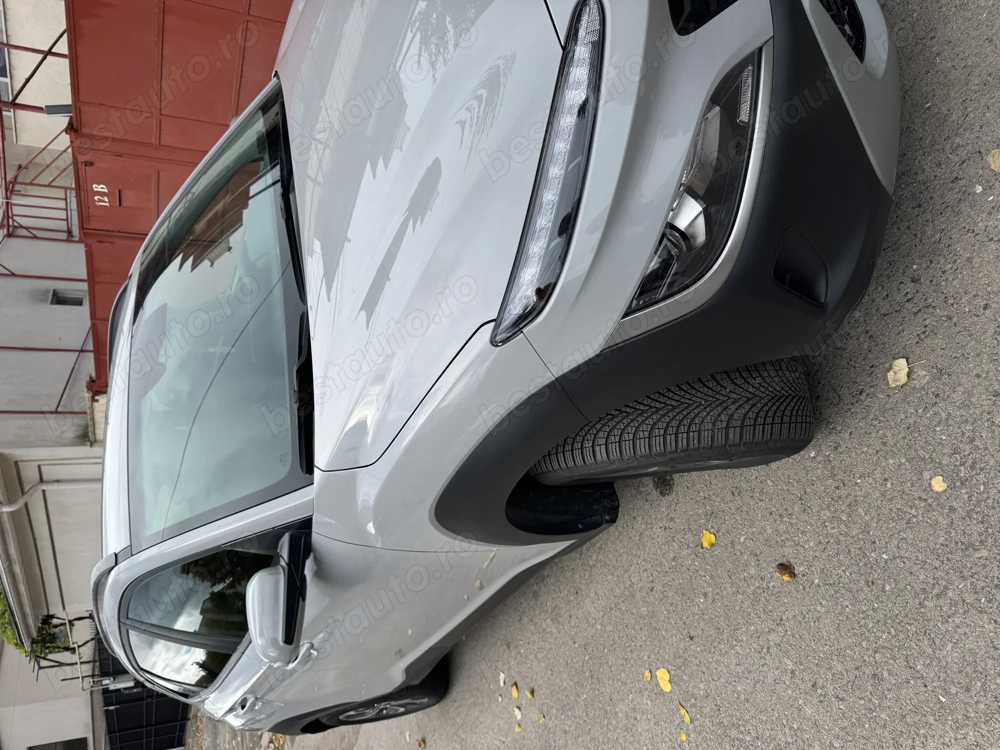 Vând Hyundai KONA Hybrid