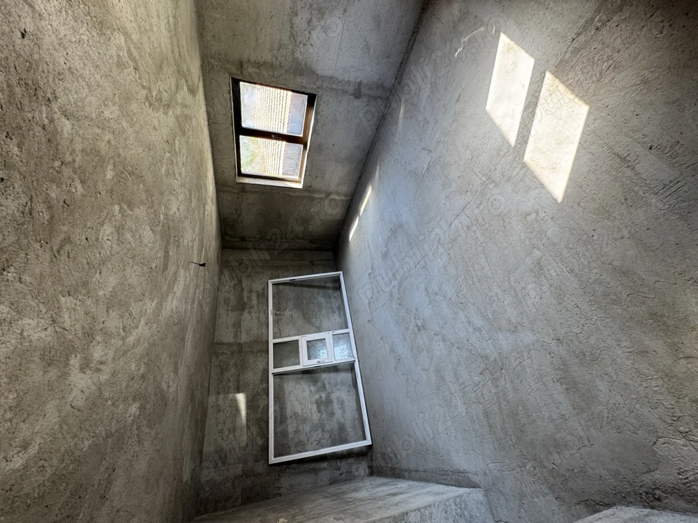 Casa de vanzare in sat Pades, Comuna Pades , Judetul Gorj 