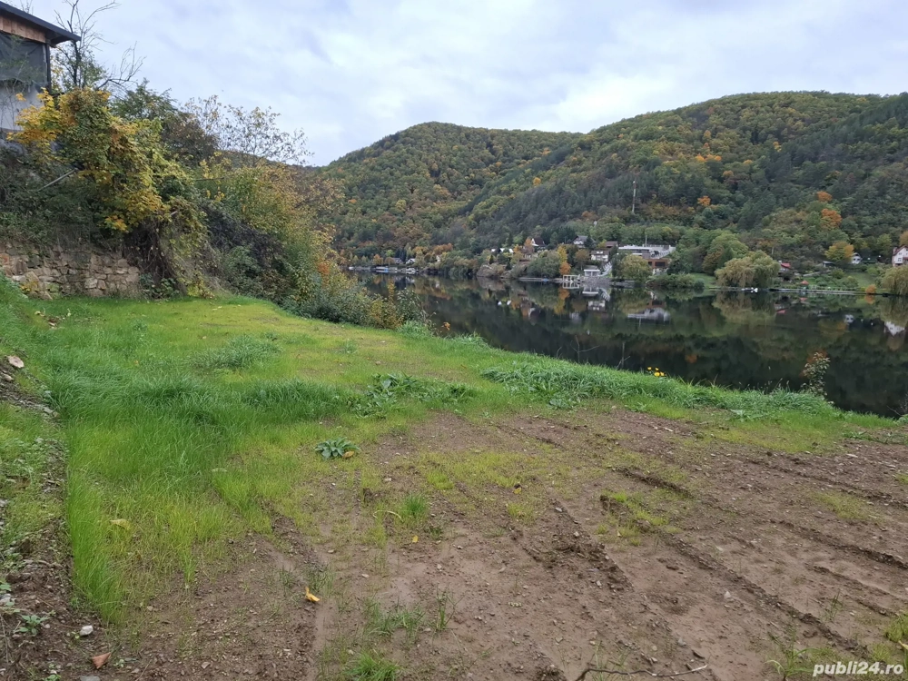 vând teren pe malul lacului Someșul Cald vând teren pe malul lacului Someșul Cald