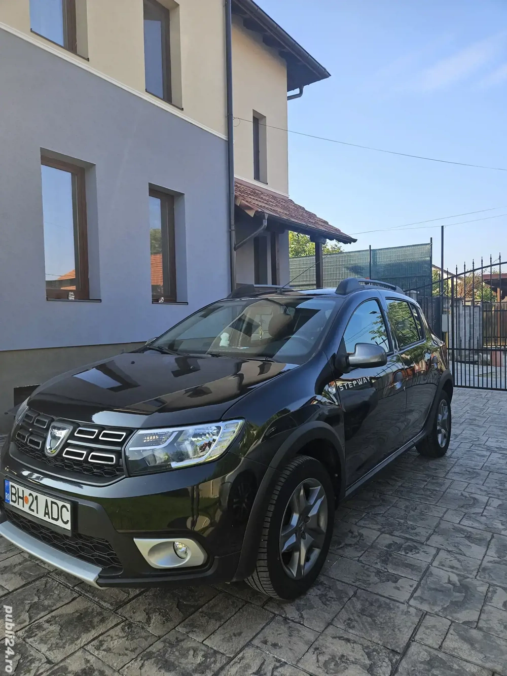 Vand Dacia Sandero Stepway