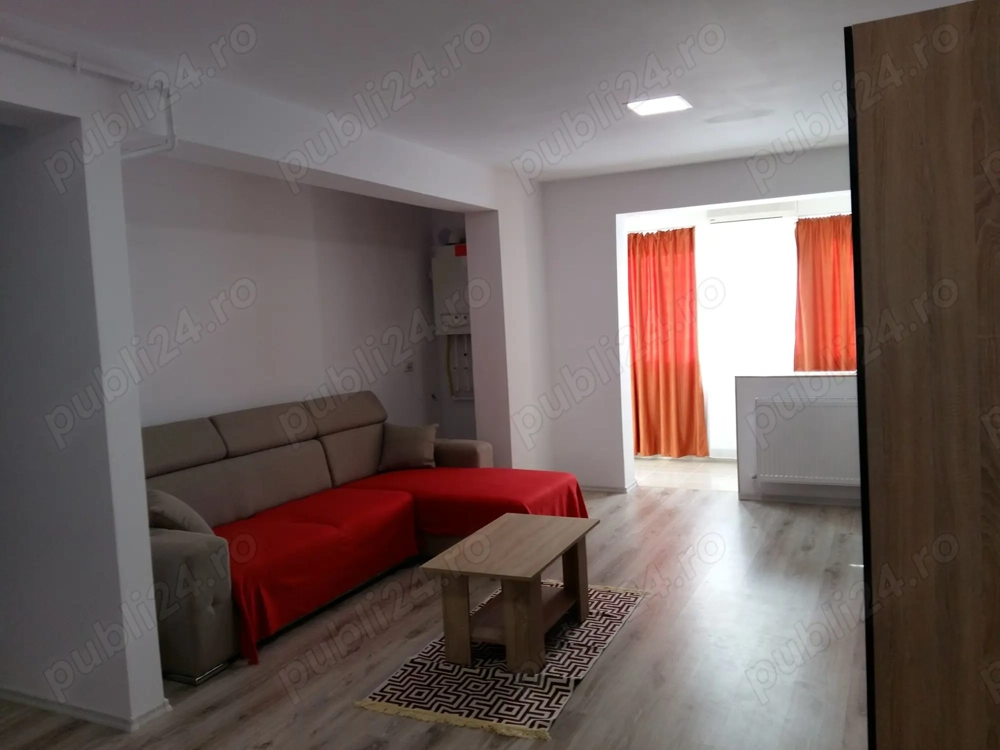Apartament 2 camre semidecomandat mobilat-utilat