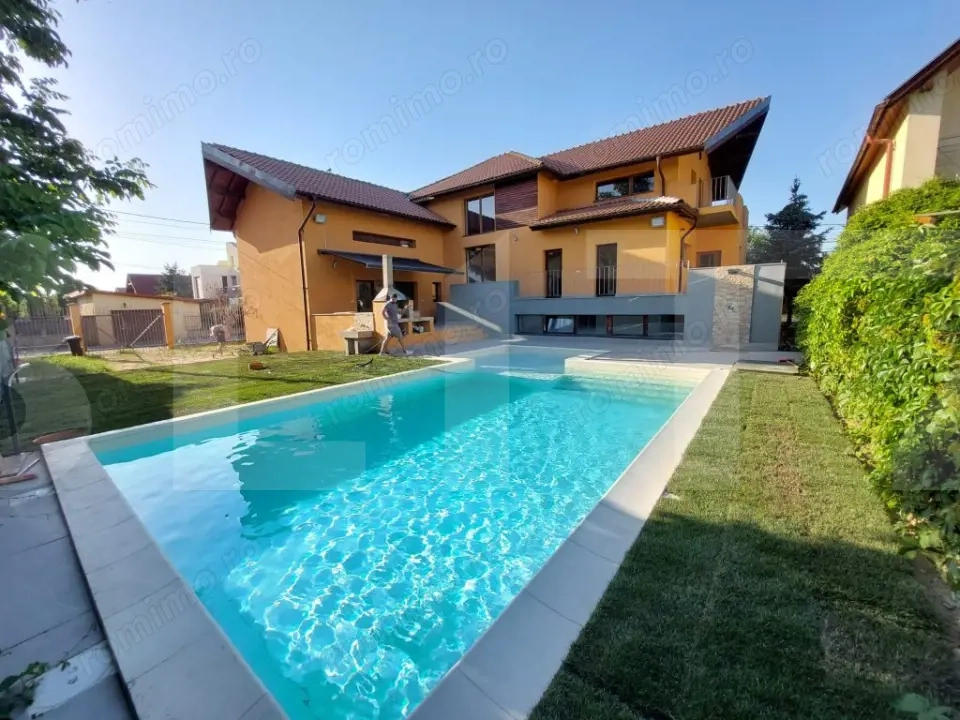 Vilă modernă 440 mp, piscină, 9 camere, tip Pensiune - Dumbrăvița