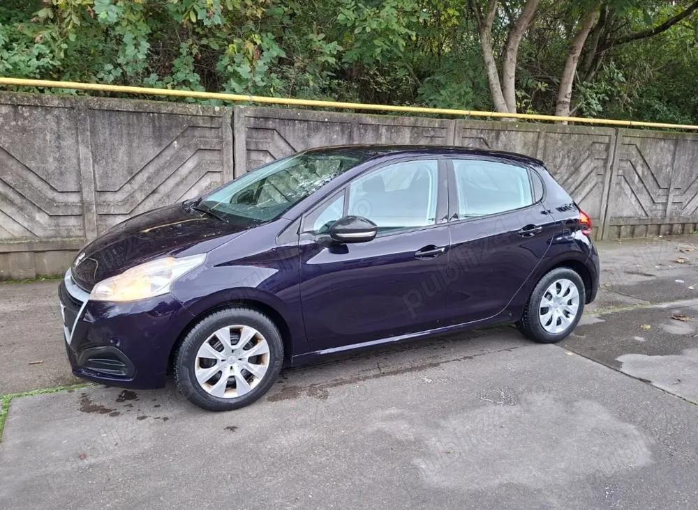 Vând Peugeot 208, euro 6 2016