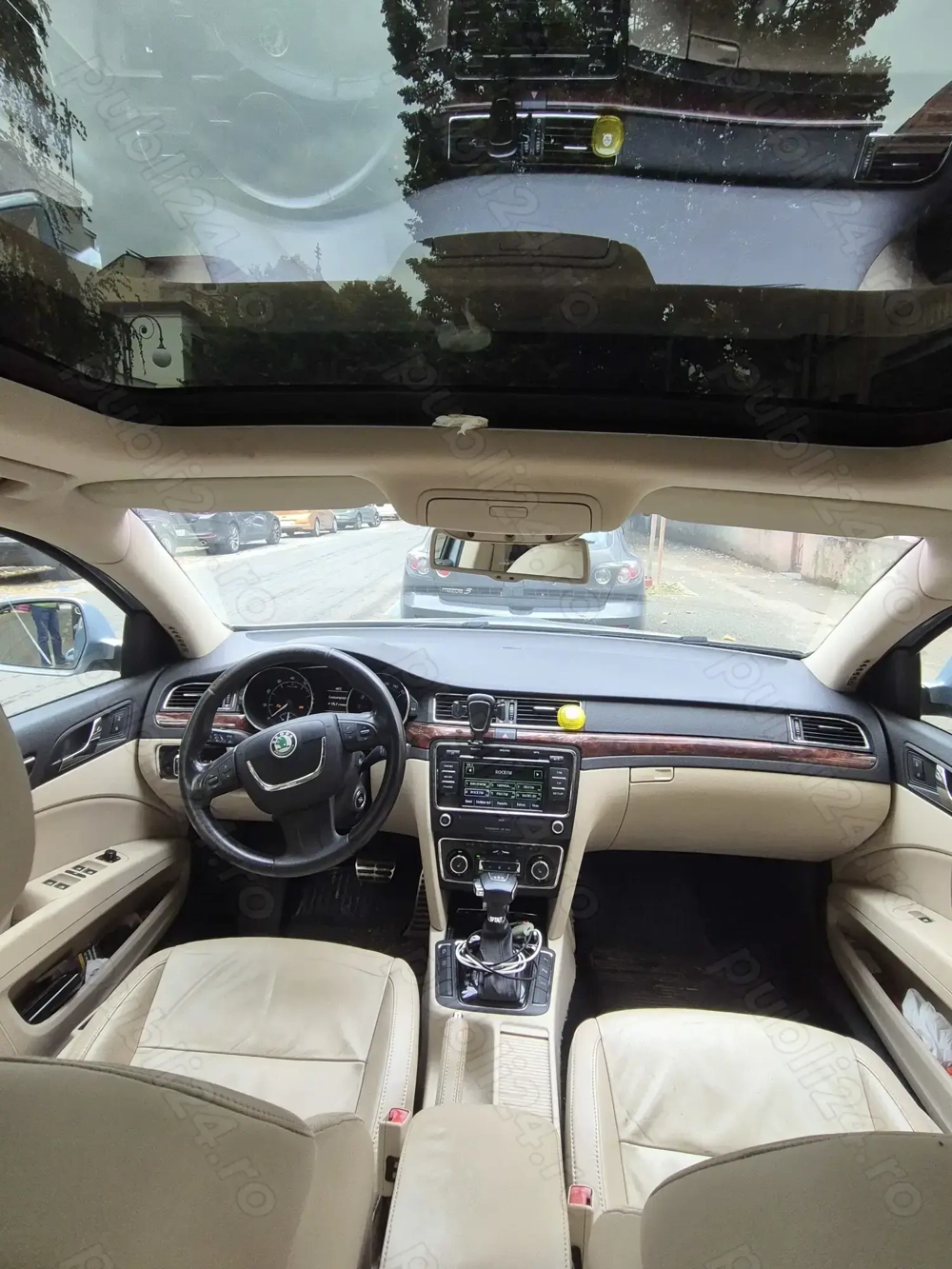 Skoda Superb combi break 2.0 TSI - 2011