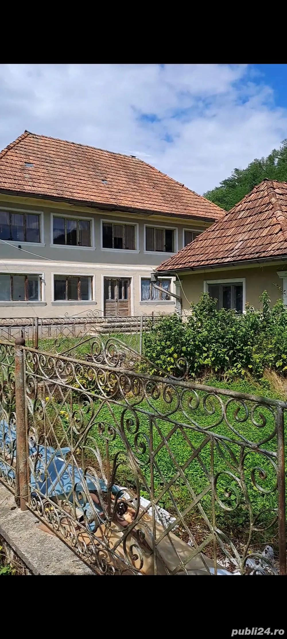 casa cu etaj din caramida de vanzare zona halmagiu 2900 m2 + teren casa cu etaj din caramida de vanzare zona halmagiu 2900 m2 + teren