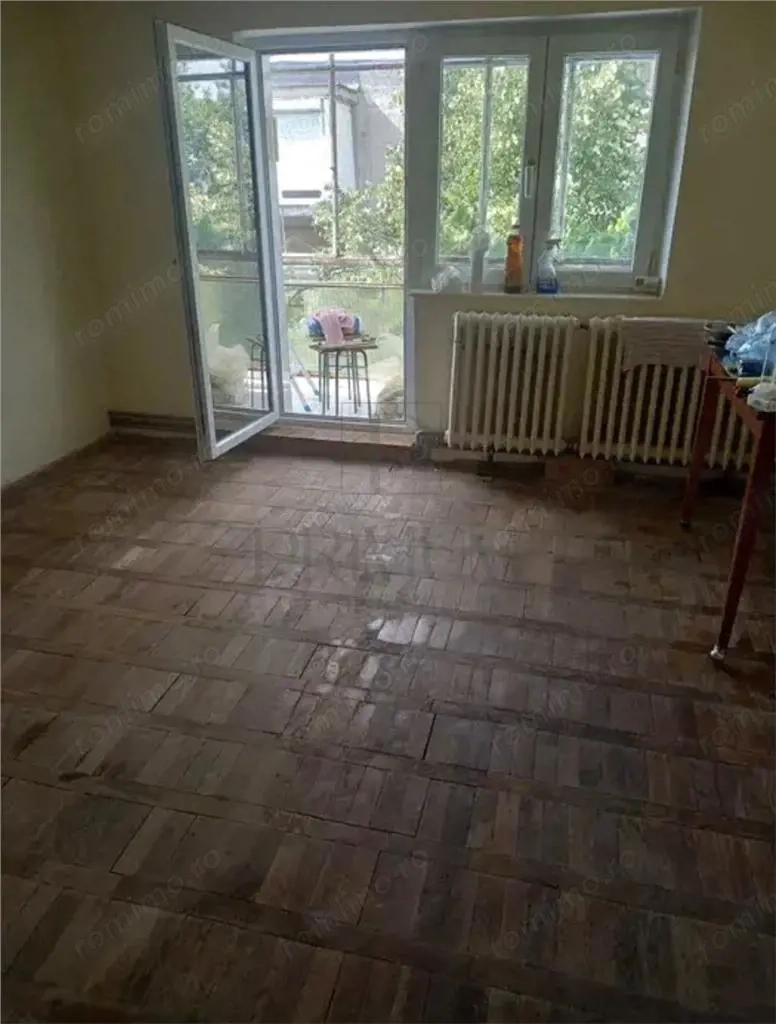 SAGULUI - 2 Camere - Centrala proprie - De renovat