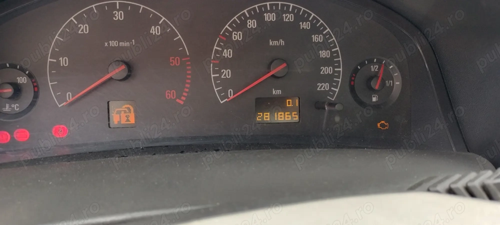 Vând Opel VectraC 2003 ydth 2.0 