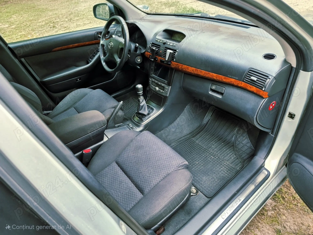 Toyota avensis dublu climatronic scaune incalzite pilot automat   carlig remorcare Oglinzi electrice Toyota avensis dublu climatronic scaune incalzite pilot automat   carlig remorcare Oglinzi electrice