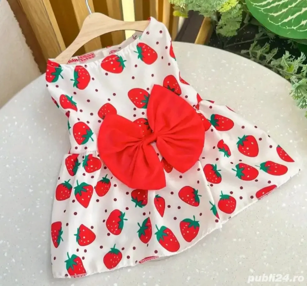 Hăinuțe mici, căței - pisicuțe - 10-12 lei 