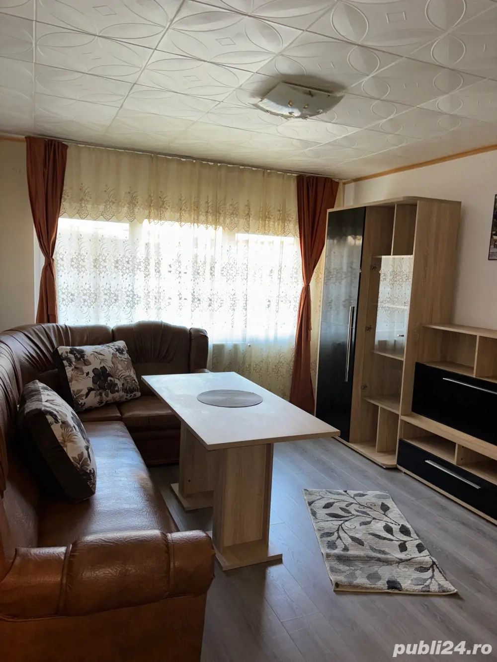 Vand apartament cu 3 camere în Orșova! Vand apartament cu 3 camere în Orșova!