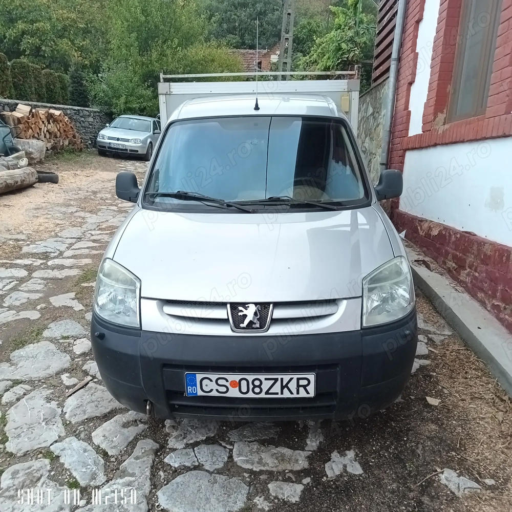 Peugeot partner autoutilitara izoterma