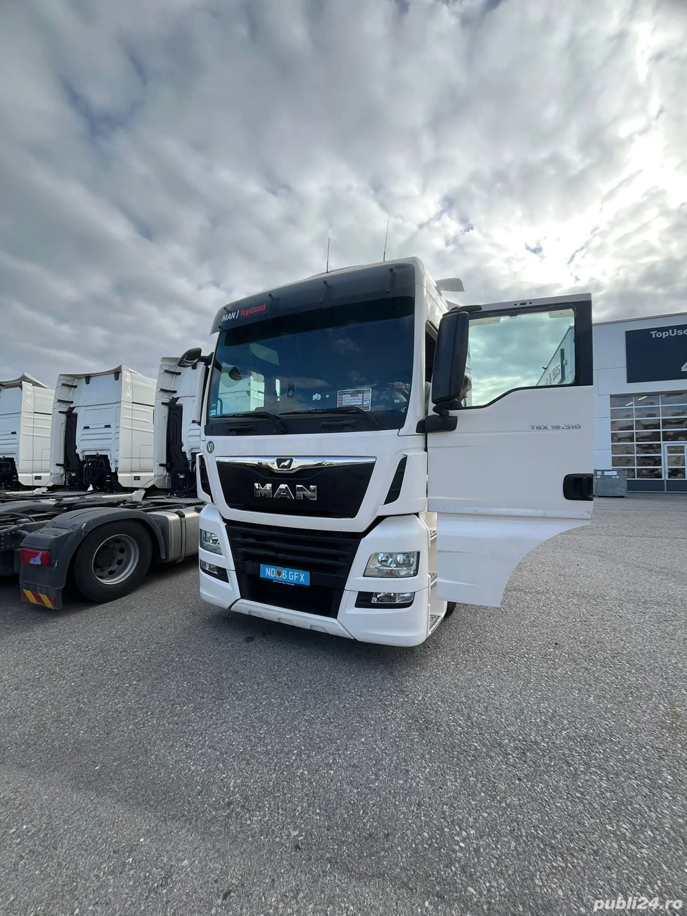 Angajam Sofer profesionist