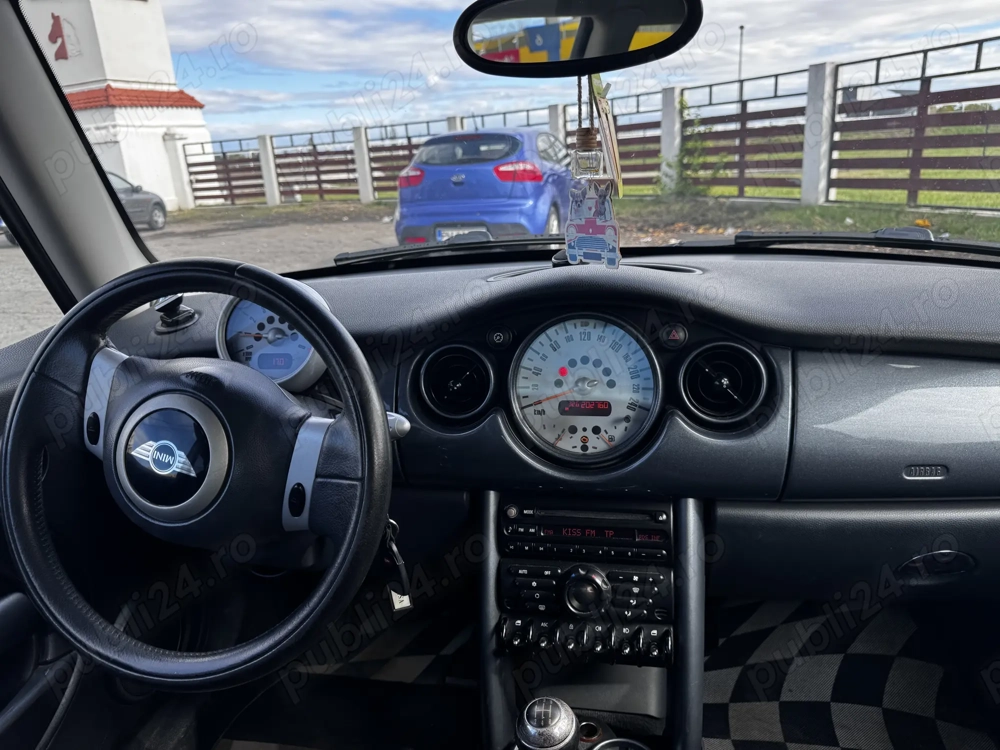 De vânzare: Mini Cooper 1.6 Benzină (2003)
