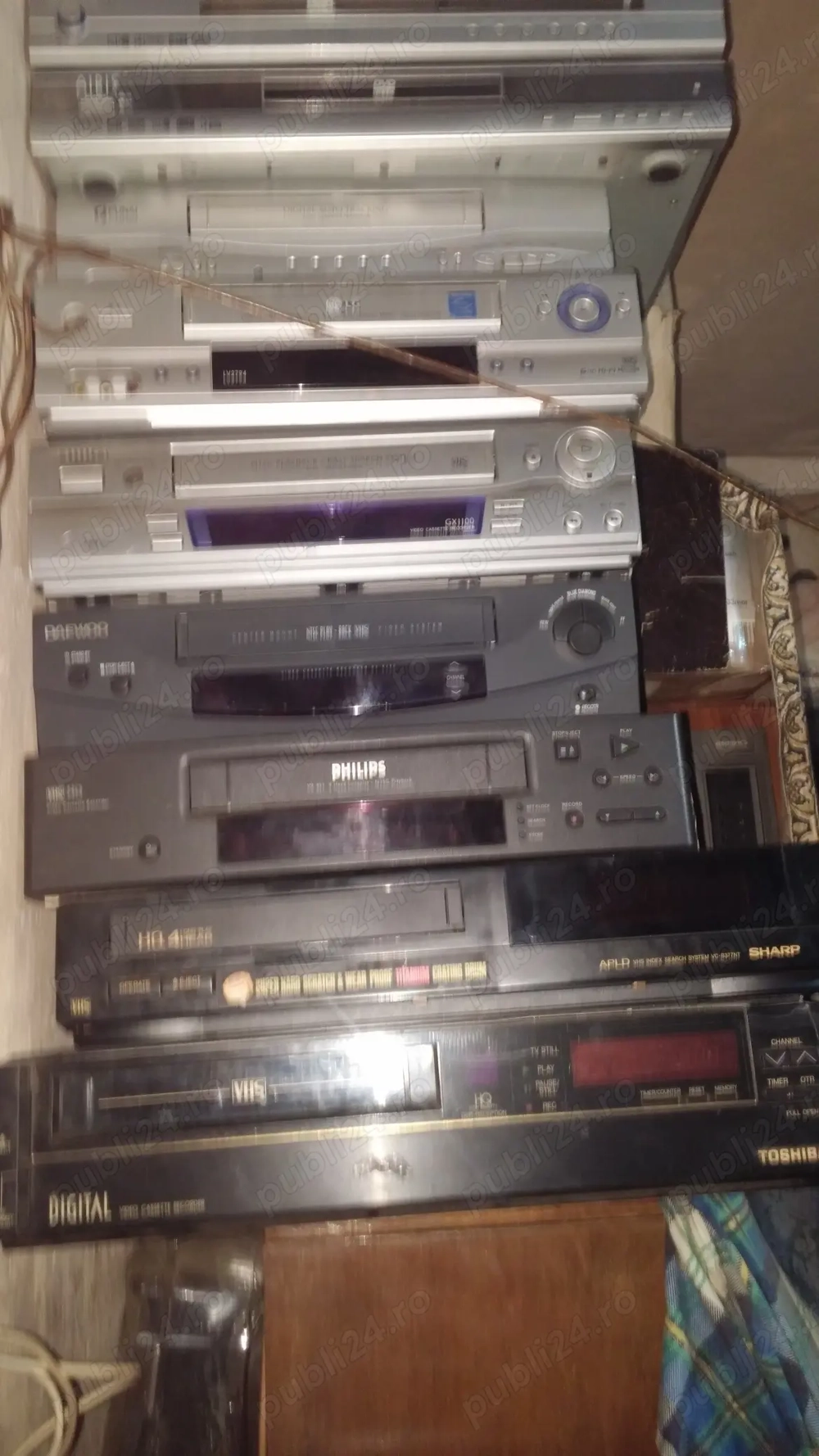 Dvd Player 3 buc si Video Recorder 7 buc