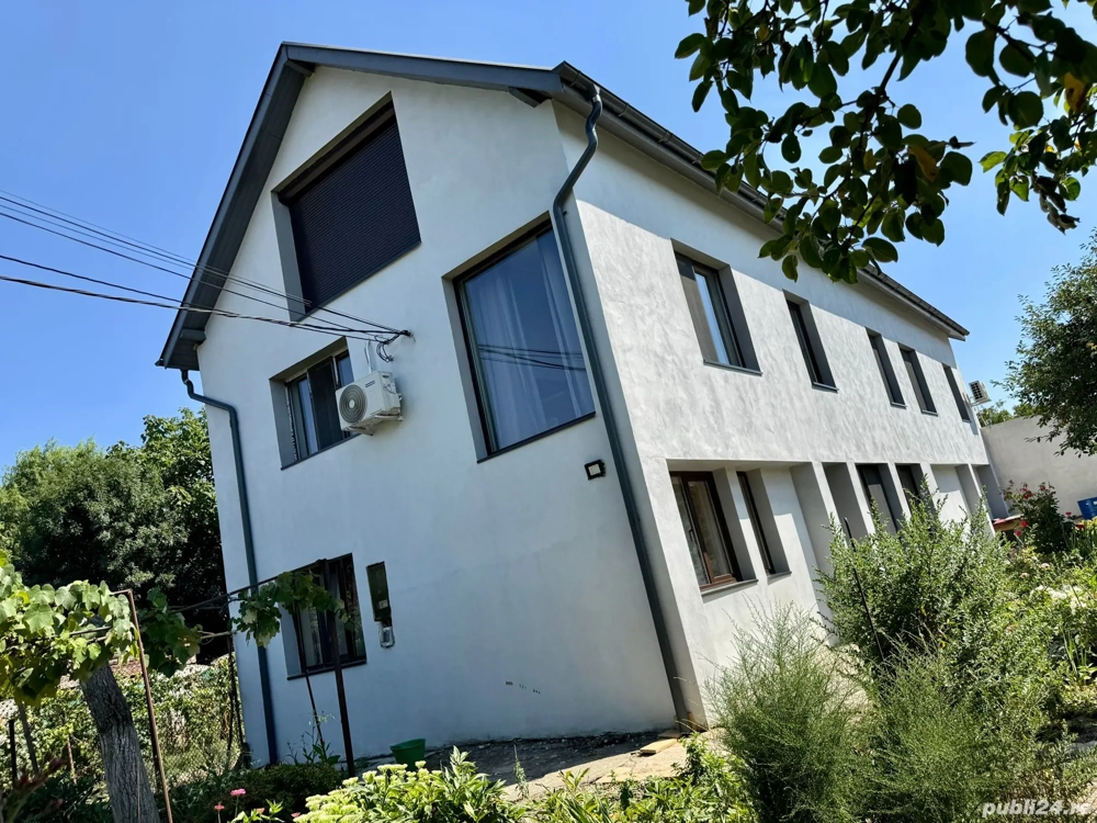 Titlu : Vila individuala mobila utilata P+1+M,+6 camere,teren 900mp