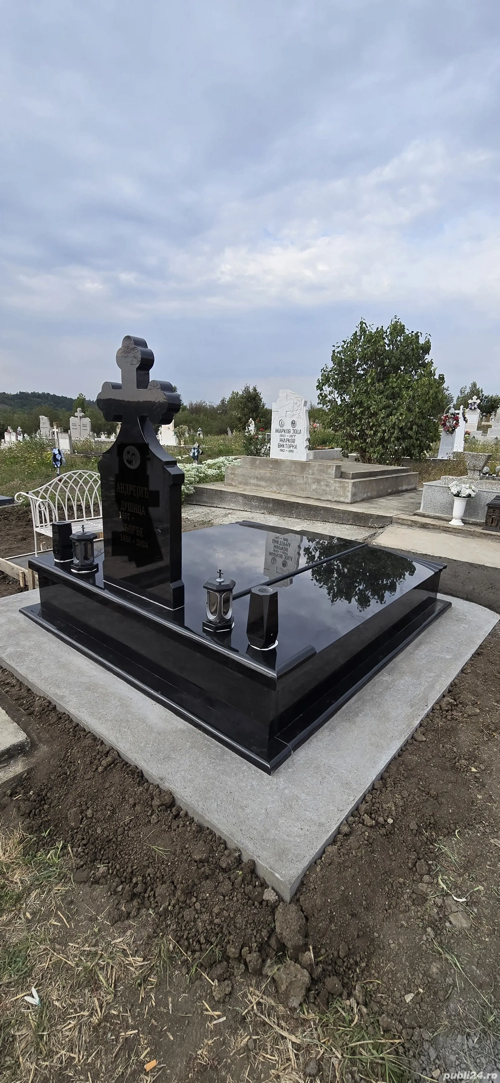 REDUCERI de 15%!!!Monumente granit, mozaic, murmură 